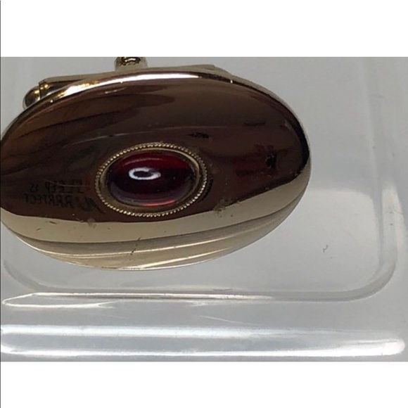 Anson Men's 40th HabandGoldToneRed StoneCuff Links - Picture 5 of 8